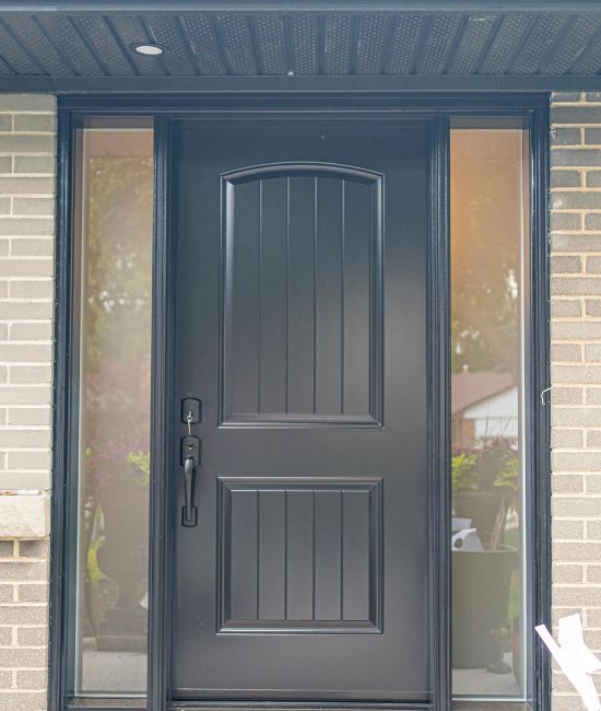 black front door with sidelites