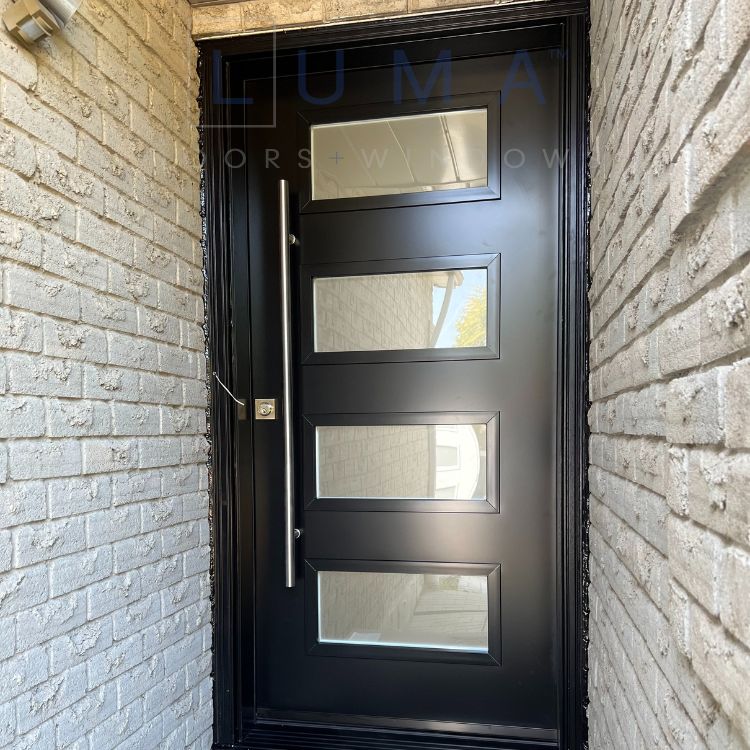 modern-black-entry-door-design-in-east-gwillimbury