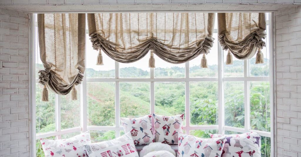 bay windows vs bow windows